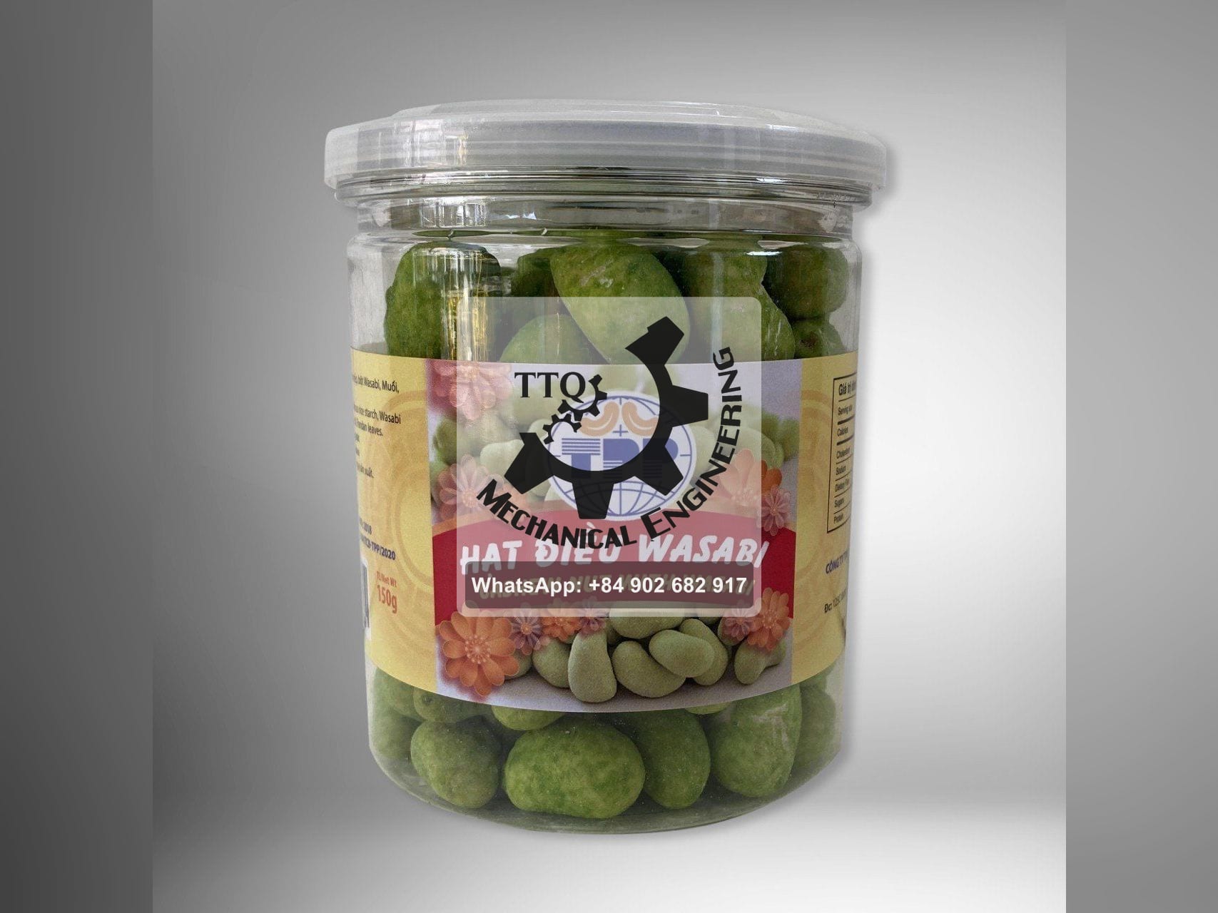 Pot de détail de 150 g d’amandes de cajou enrobées au wasabi sur fond neutre