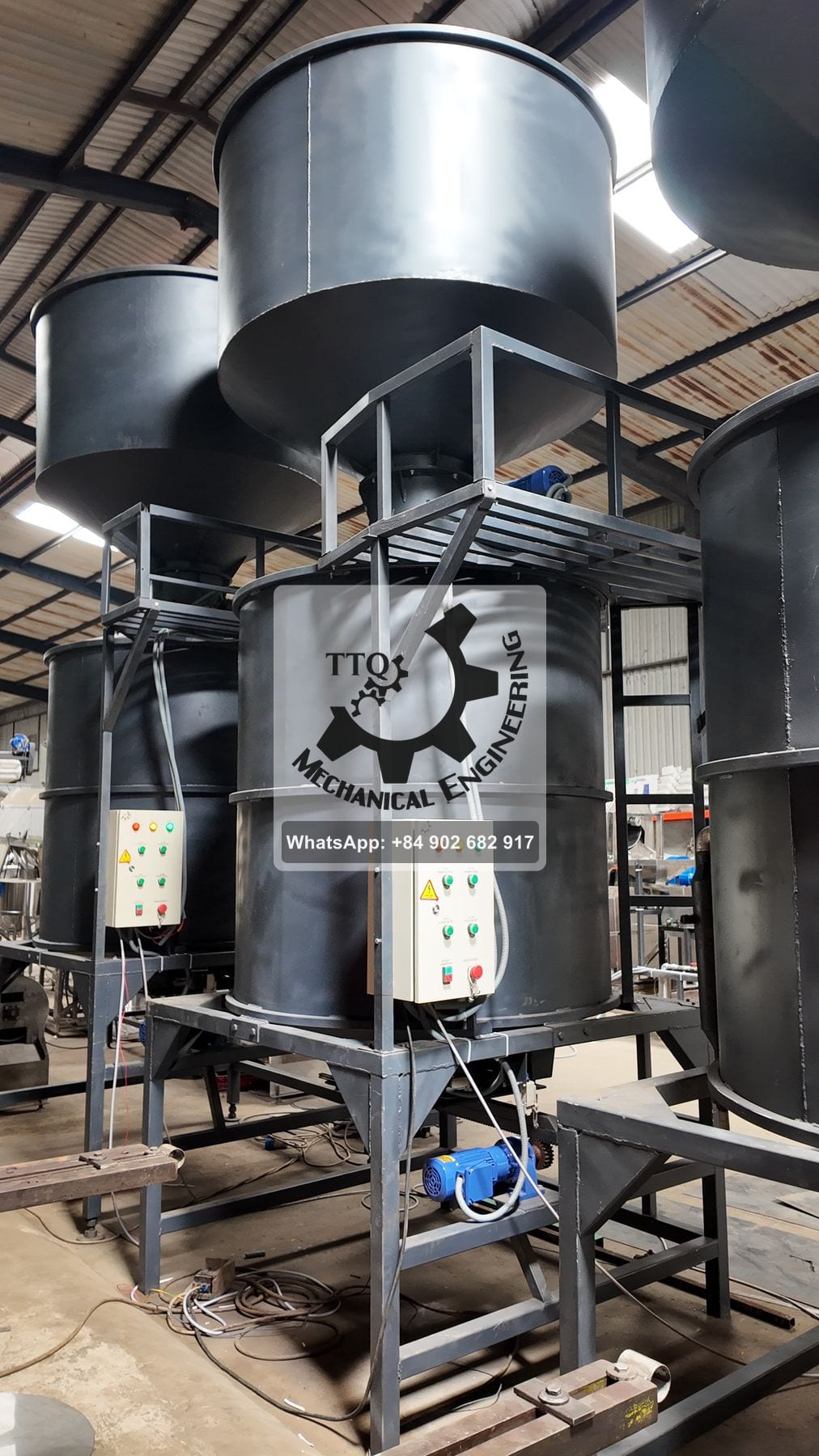 Cuves d’étuvage équipées chacune de son propre coffret électrique